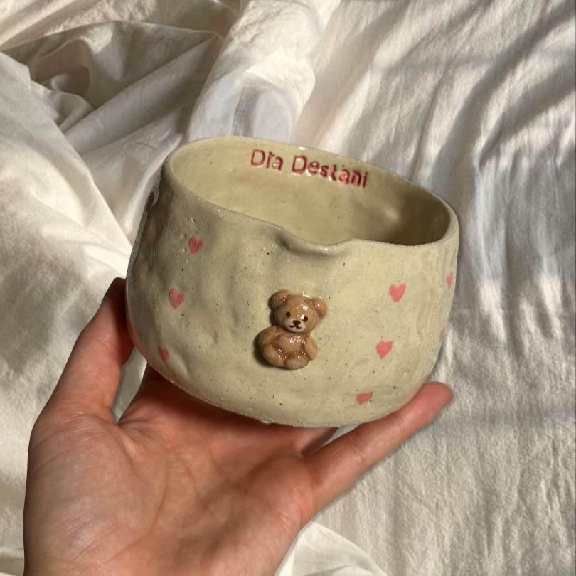 Handmade teddy & hearts matcha bowl